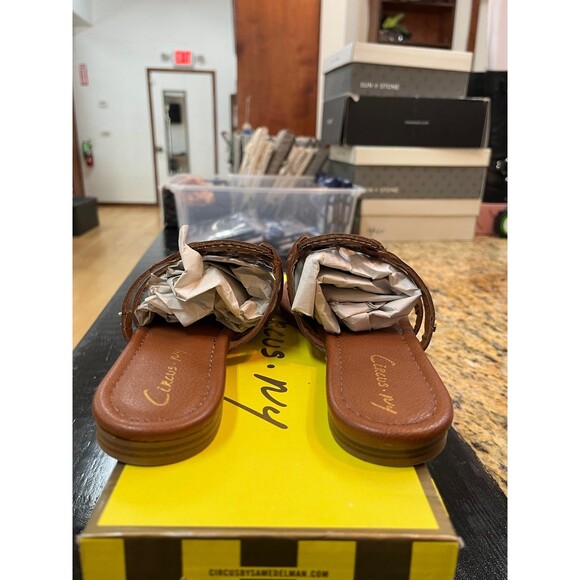 Circus NY Women's Canyon Saddle Brown Medallion Flat Sandals Slides Size 6M - Picture 3 of 7